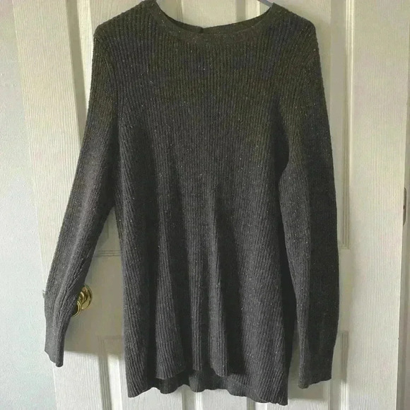 American Eagle Outfitters XL Gray Sweater With Open Back - Picture 1 of 3